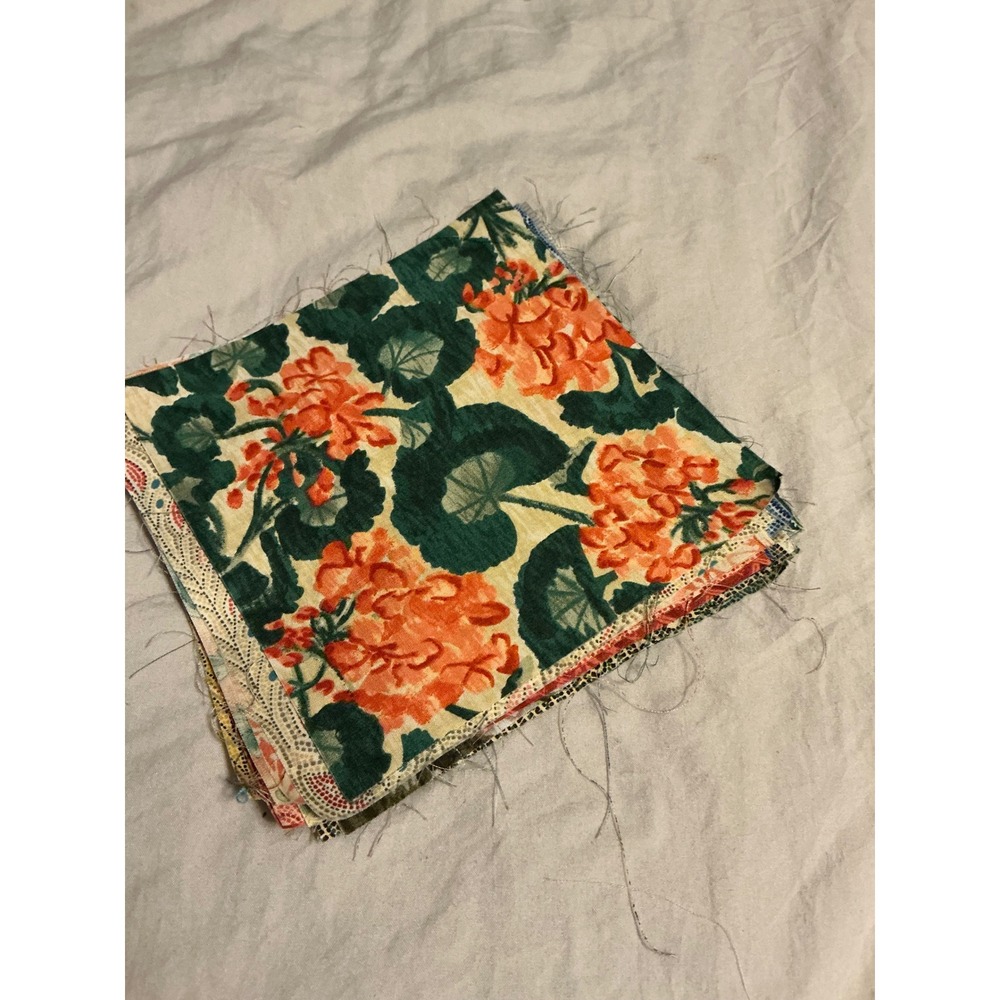 25 Count 6 Inch Cotton Fabric Quilt Squares Charm Pack Assorted Floral Geometric